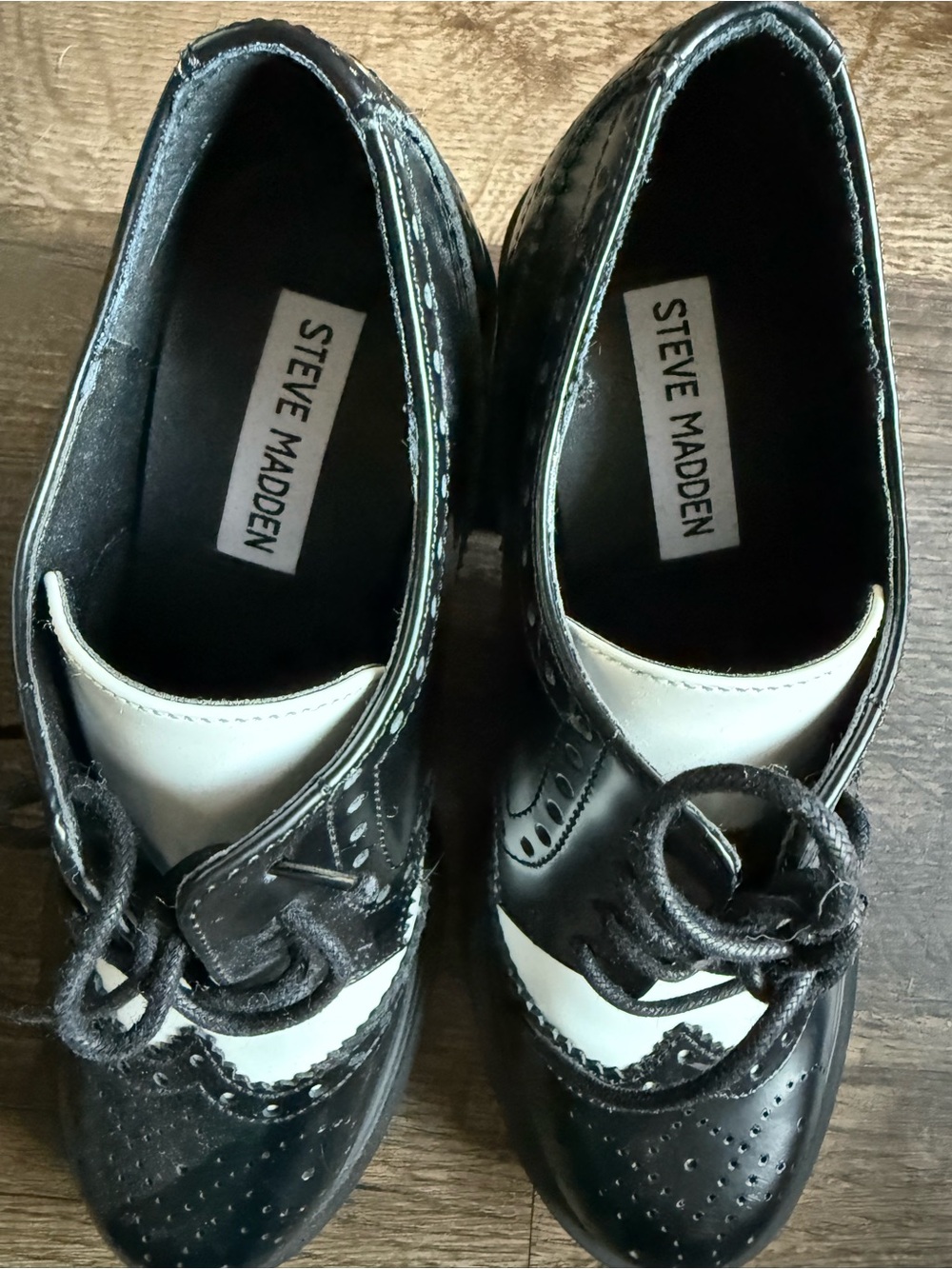 Steve Madden Black and White Two-Tone Wingtip Heels - Picture 3 of 6